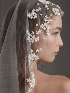 NIB Anthropologie Bridal A.B. Ellie Sonia Fingertip Veil Floral Ivory